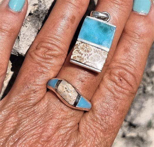 Larimar Ring und Anhänger mit Fossil, auch für Männer  