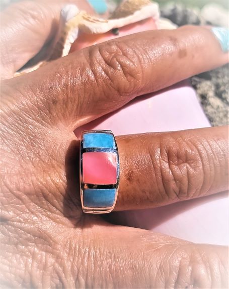 Ring mit Larimar und Muschel Inlays