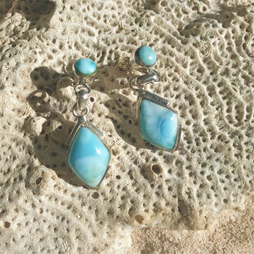 Larimar-Ohrstecker, rautenförmig -VERKAUFT -