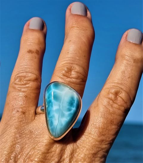 Larimar-Ring mit "Blitzeinschlag" und besonderem Schliff  -VERKAUFT-