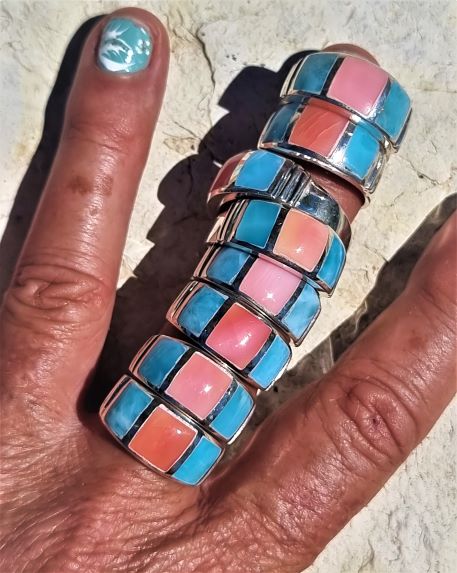 Ring mit Larimar und Muschel Inlays
