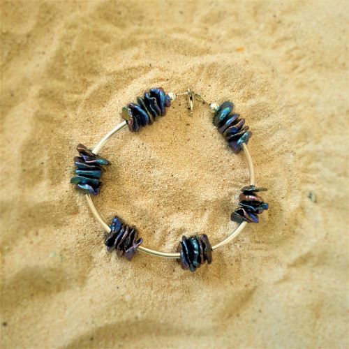 Selten: Grauviolettes Süßwassersplitter-Armband 