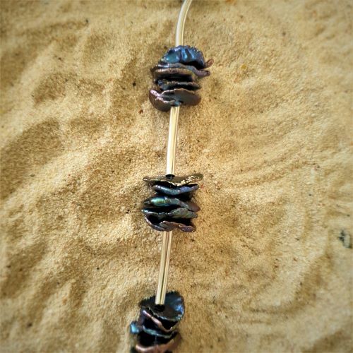 Selten: Grauviolettes Süßwassersplitter-Armband 