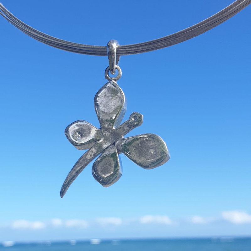 Larimar Libelle groß