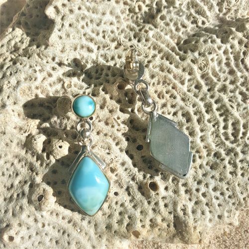 Larimar-Ohrstecker, rautenförmig -VERKAUFT -